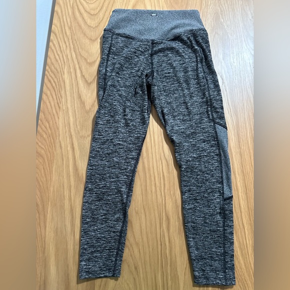 PINK VS Dark Grey Cozy Leggings - Picture 8 of 9